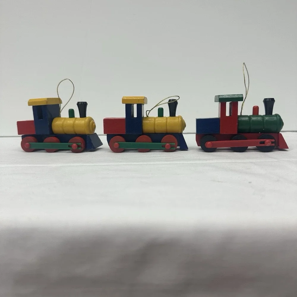 Lot / 3 Old-School Wood Block Locomotive Train Christmas Ornament Rolling Wheels
